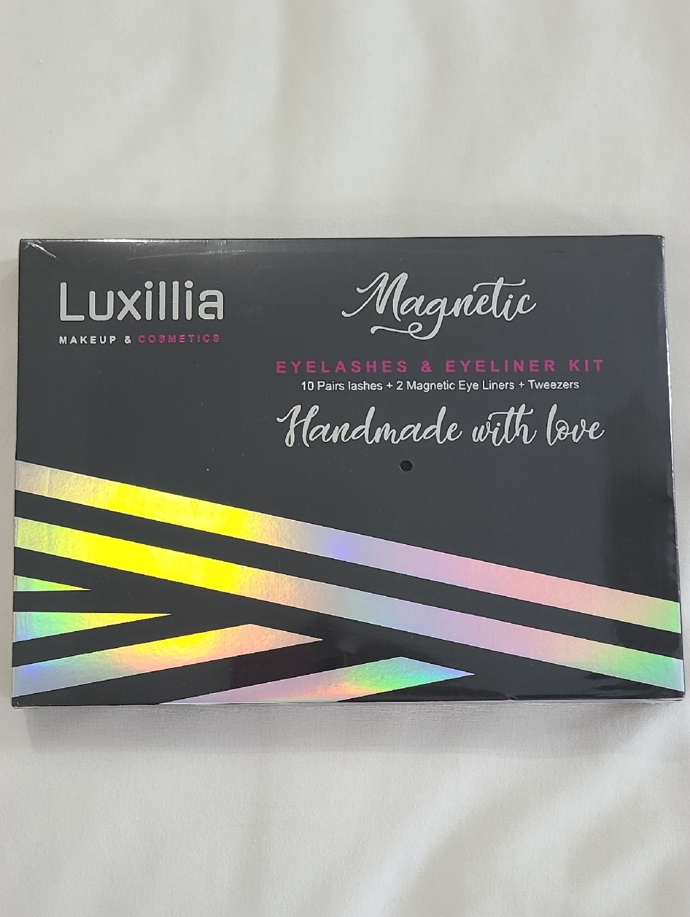 New/Sealed Luxillia 10pc Magnetic Eyelashes & Eyeliner Kit Black